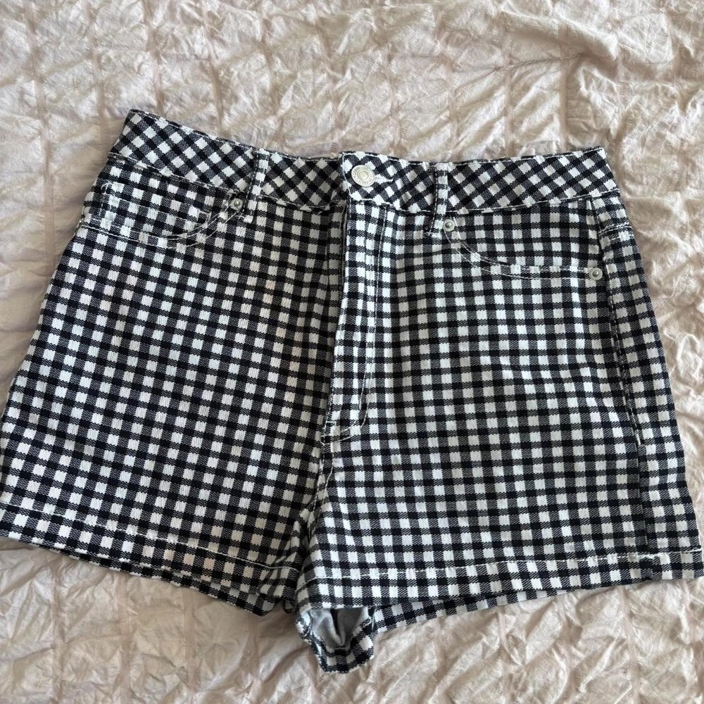 Forever 21 Womens Black White Gingham High Waisted Shorts Size 27
